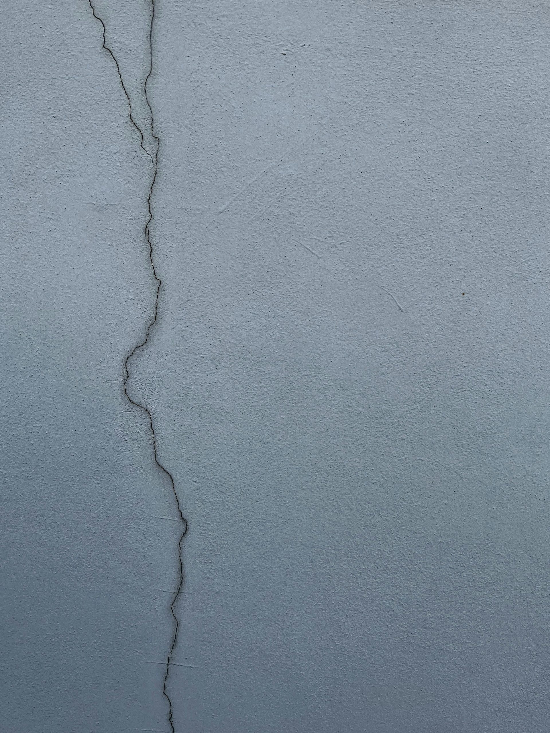 Fissures crépi réparation maison