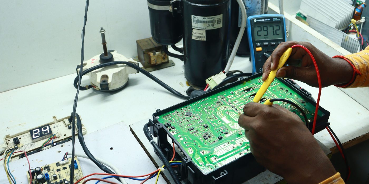 Pourquoi 130 volts au lieu de 220 volts aux États-Unis ?