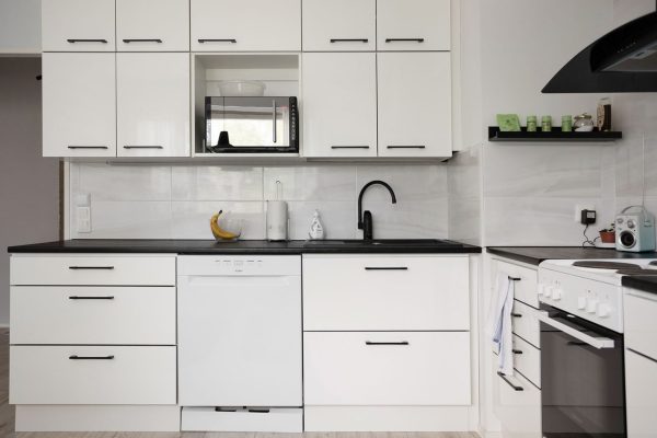 Combien consomme un lave-vaisselle en électricité et en eau ?